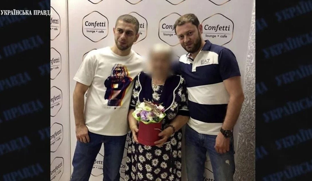 На фото Олександр і Вєлі Азізови