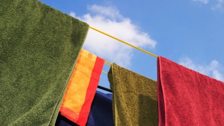 Чому рушники стають жорсткими після сушіння: простий спосіб це виправити