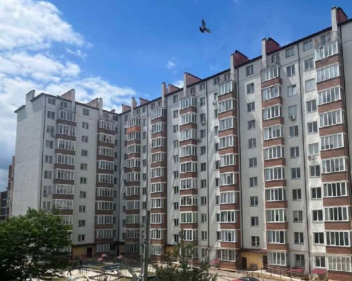 Мешканцям скандального ЖК на Рясному знову вимкнули світло, люди перекривали дорогу