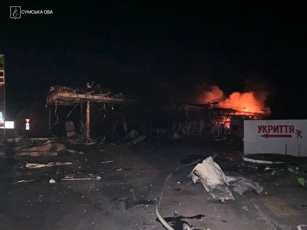 Росіяни знищили всі АЗС в Тростянці на Сумщині 