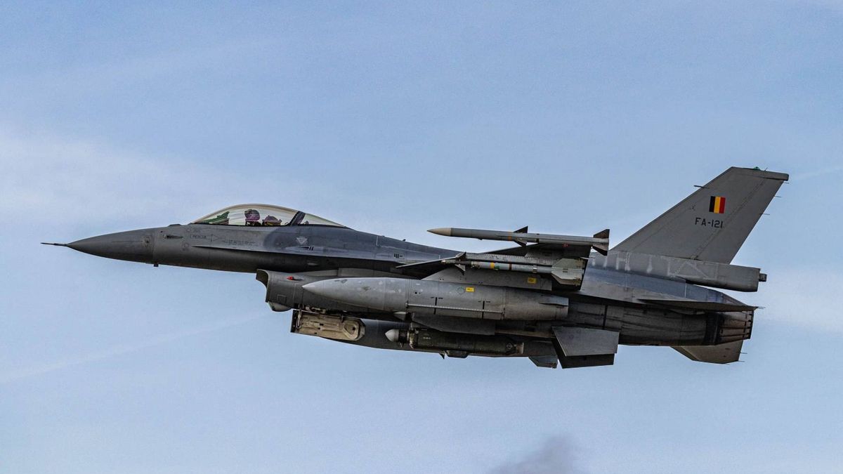 Бельгія хоче передати Україні всі свої винищувачі F-16