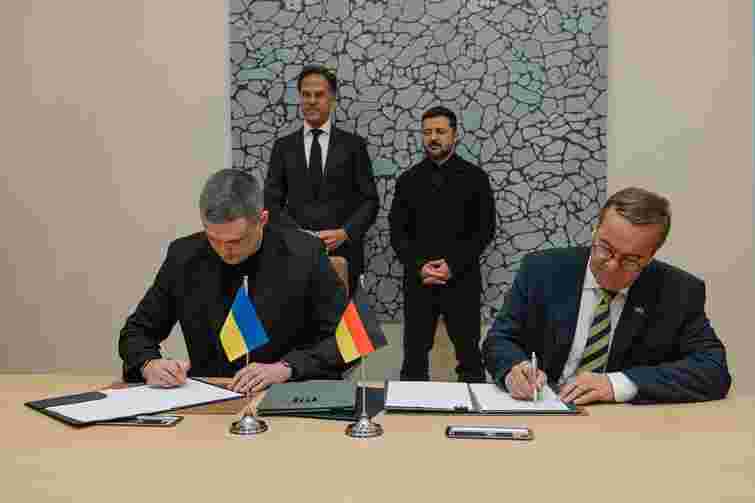 Україна та Німеччина спільно вироблятимуть антибалістичну зброю