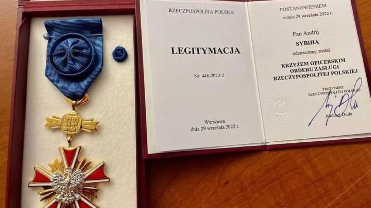 Андрій Сибіга відмовився від польської нагороди через позбавлення Володимира Зеленського ордена
