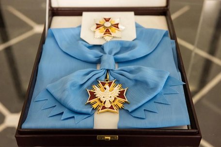 Не лише Катерина II і Муссоліні: кого ще поляки нагороджували «Білим Орлом»
