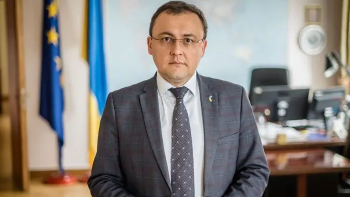 Посол України Василь Боднар також відмовився від польської нагороди