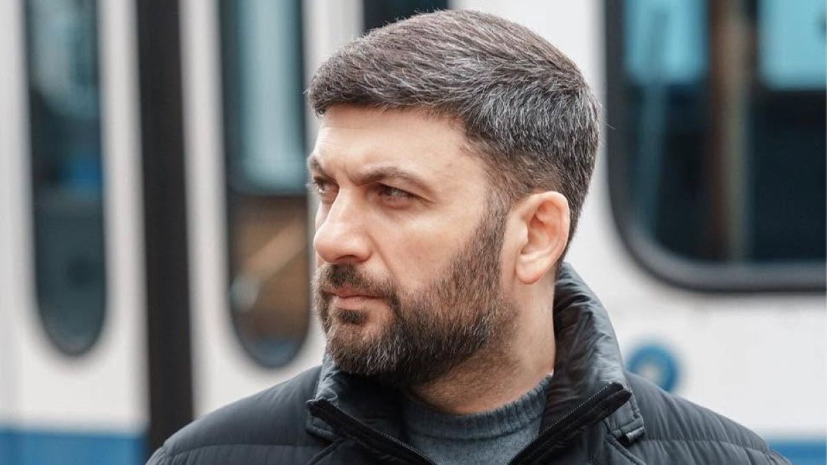 Володимир Гройсман повернув польську державну нагороду
