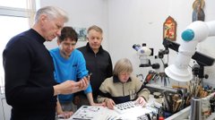 Реставратори показали відновлені артефакти з крипти костелу єзуїтів у Кременці