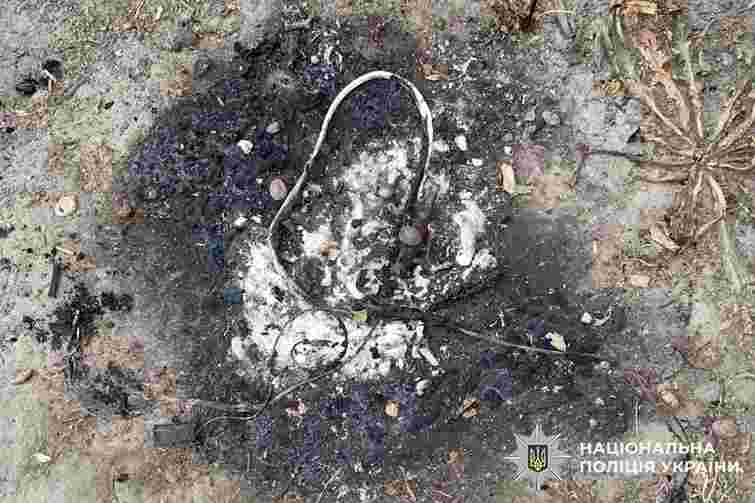 На Хмельниччині 11-річний хлопчик травмувався через вибух невідомого предмета