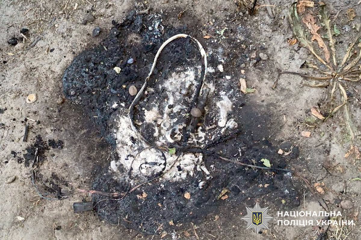 На Хмельниччині 11-річний хлопчик травмувався через вибух невідомого предмета