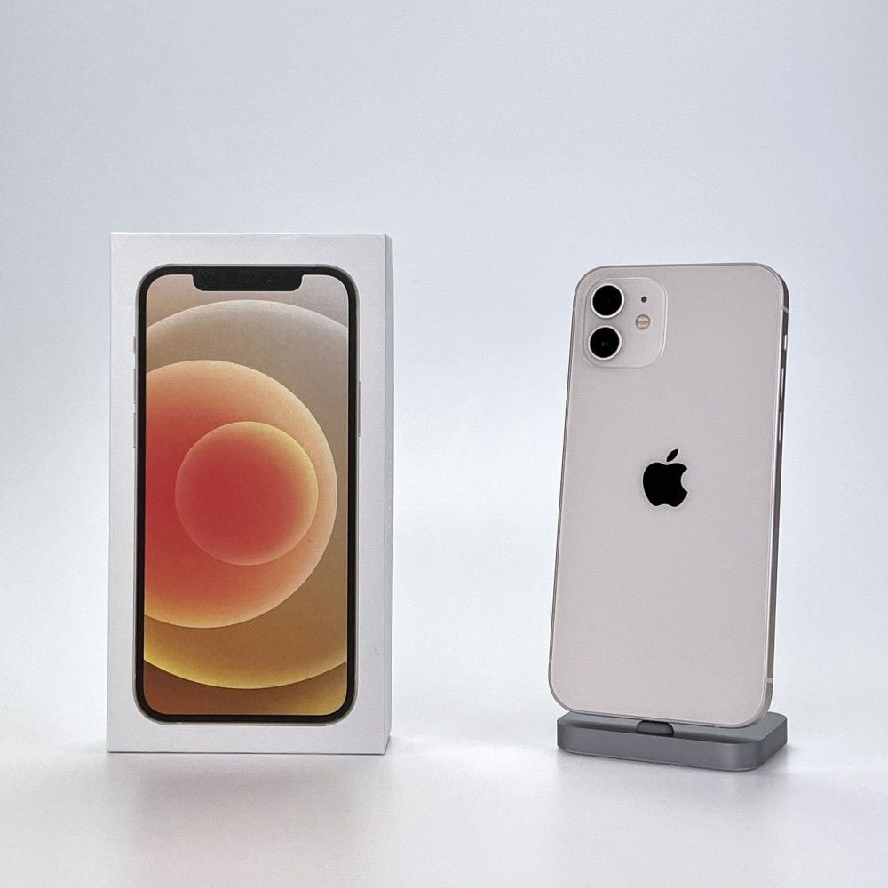 До вибору б/у iPhone варто підійти відповідально / Фото Фокстрот