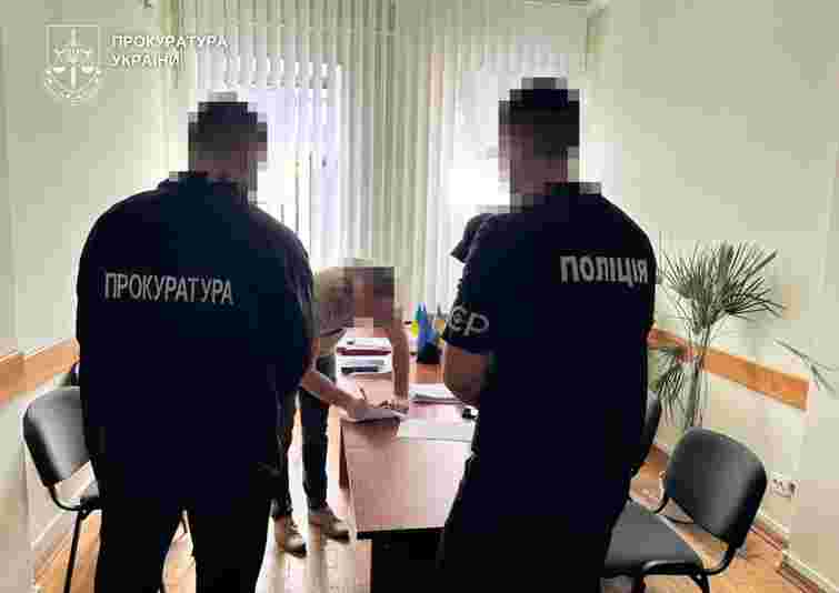 Начальника управління в Луцьку підозрюють у розтраті 2,3 млн грн на реконструкції кінотеатру