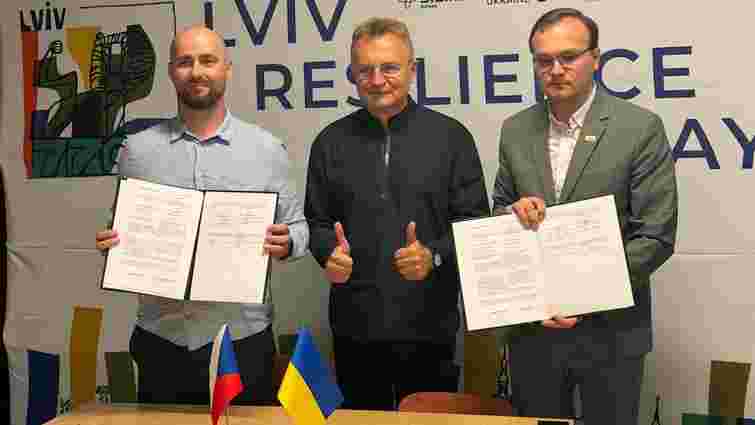 У Польщі підписали шість угод із міжнародними партнерами для розвитку Львова