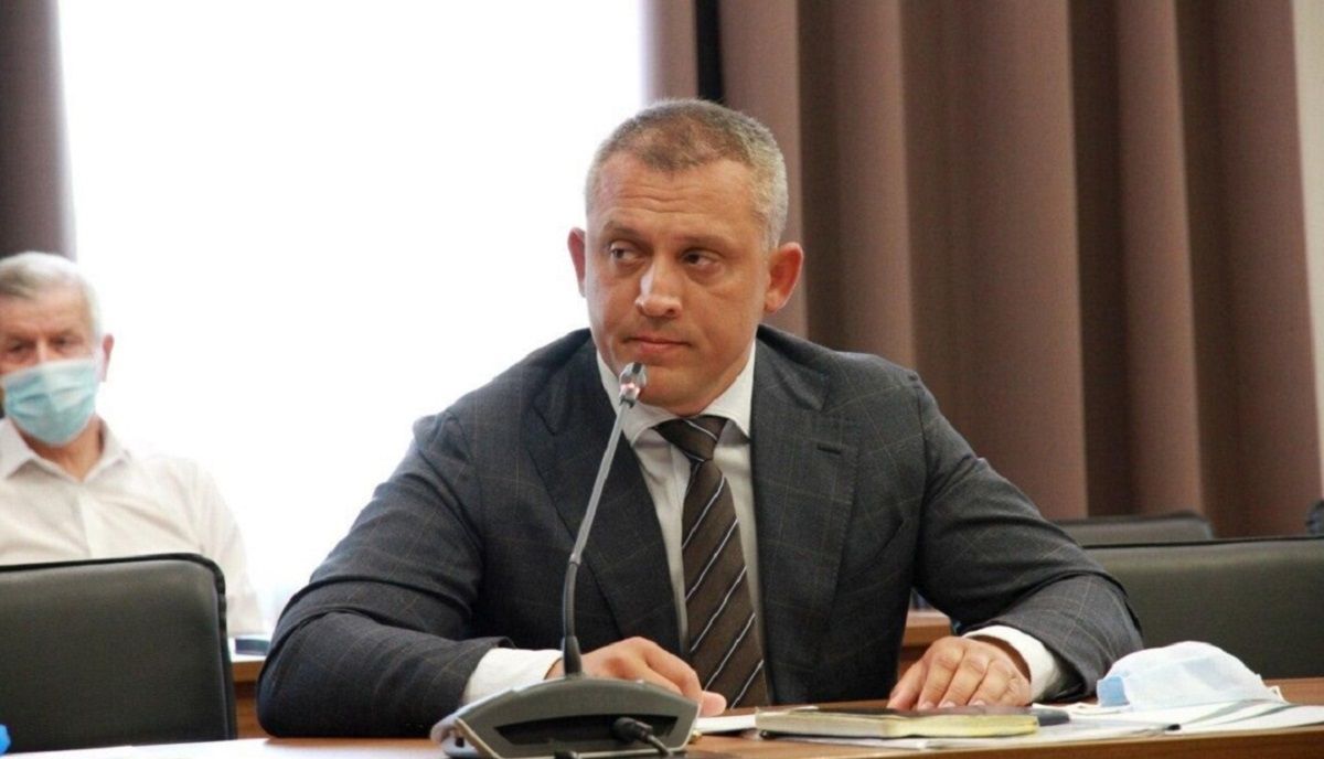 В ексдиректора Агентства місцевих доріг Полтавщини конфіскували будинок та шість квартир 