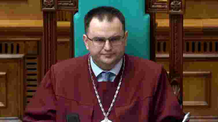 Суддя КСУ Барабаш як науковець обґрунтував повернення старої версії Конституції за Януковича