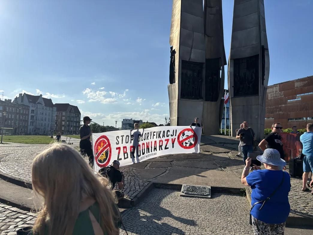 Протест на площі Солідарності. Фото Wirtualna Polska
