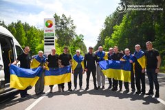 Україна повернула сімох незаконно утримуваних у Росії цивільних