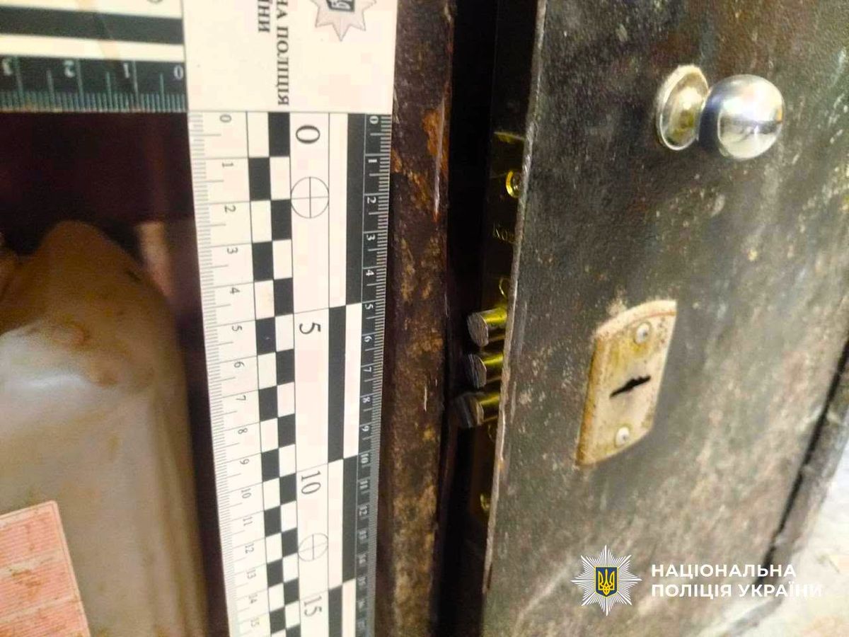 На Закарпатті 16-річний підліток зухвало обікрав підприємство