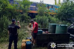 Машиніст у змові з мешканцем Рівненщини викрали 820 літрів дизпального з тепловоза