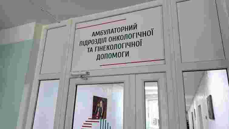 У Дрогобичі вандал уночі розтрощив кілька відділень лікарні