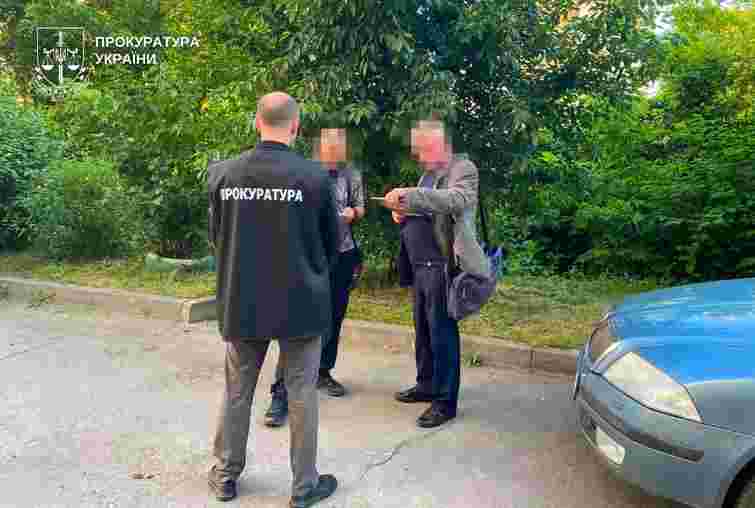 Ексчиновницю Хмельницької ОДА та підрядника викрили на розтраті 3,5 млн грн парку «Мальованка»
