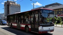 Через мобілізацію водіїв у Франківську зменшили кількість автобусів і тролейбусів