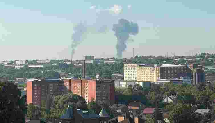 Дрони атакували один із найбільших НПЗ в Росії, там зайнялася пожежа
