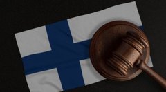 У Фінляндії засудили бізнесмена за експорт вантажівок до Росії
