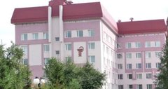 Рівненські онкологи успішно прооперували пацієнтку з 10-кілограмовою пухлиною