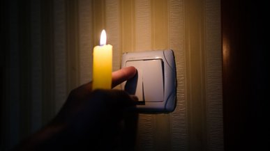 Готуйтеся заздалегідь: що потрібно мати вдома під час тривалих відключень