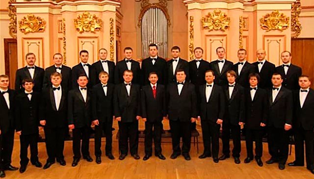 Хор «Гомін» у 2003 році