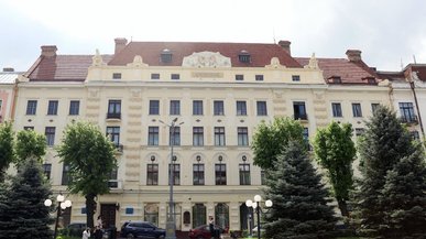Подорожчання до 50%: Буковинський медуніверситет затвердив ціни для вступників 2026 року
