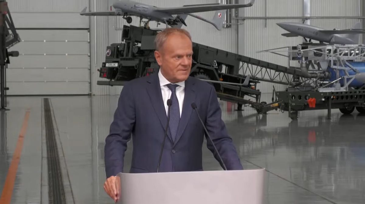 Туск закликав президента Польщі «не гратися з вогнем» через суперечки щодо допомоги Україні