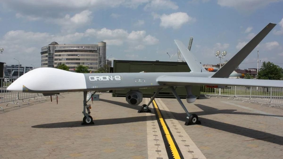 Українські розвідники знищили два рідкісні російські дрони «Оріон» у Керчі