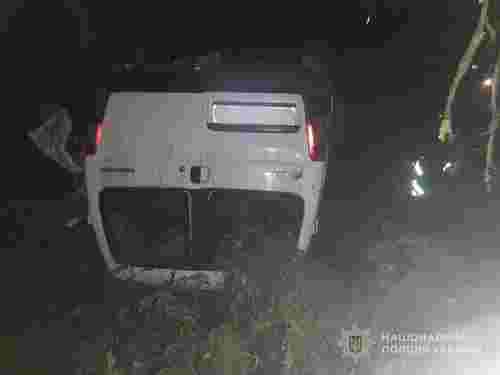 Водій Peugeot загинув унаслідок зіткнення з електроопорою на Волині 