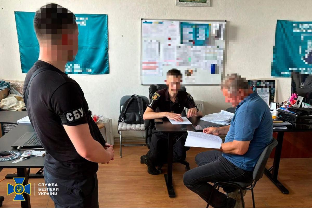 Голову ГО у Вараші підозрюють у привласненні 9 млн грн, зібраних на ЗСУ