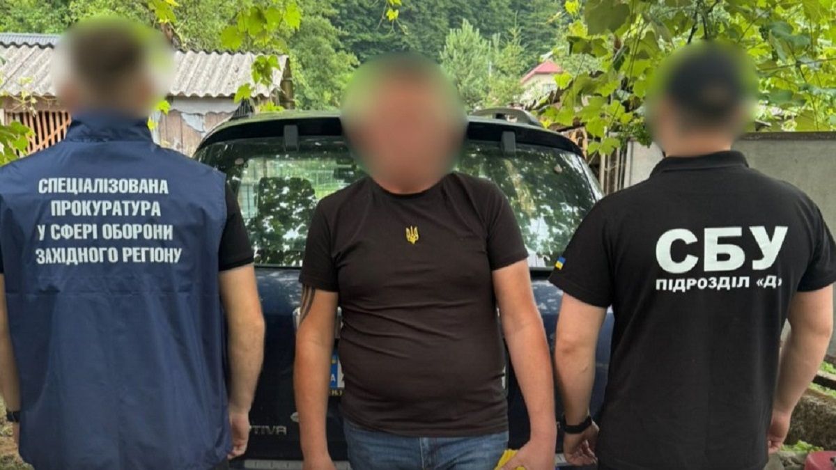 Заступника командира військової частини на Закарпатті затримали на хабарі