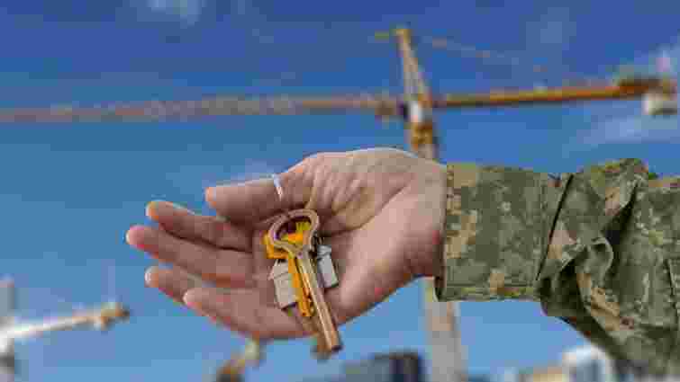 «єОселя» для ветеранів у липні: в «Укрфінжитлі» розповіли про умови та можливості