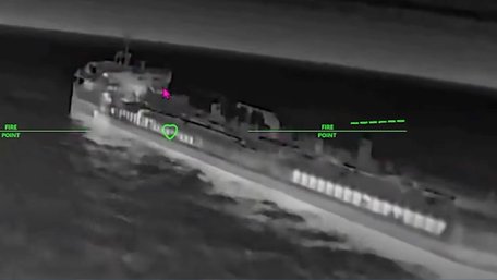 Сили оборони за ніч уразили 12 танкерів, буксир та суховантаж росіян в Азовському морі