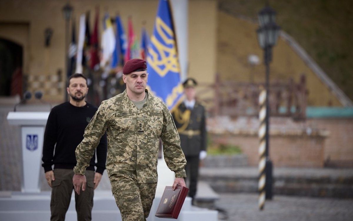 Зеленський створив Командування далекобійного впливу та Об'єднані сили швидкого реагування