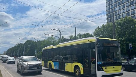 У Львові оновлять 10 км тролейбусної мережі на трьох вулицях