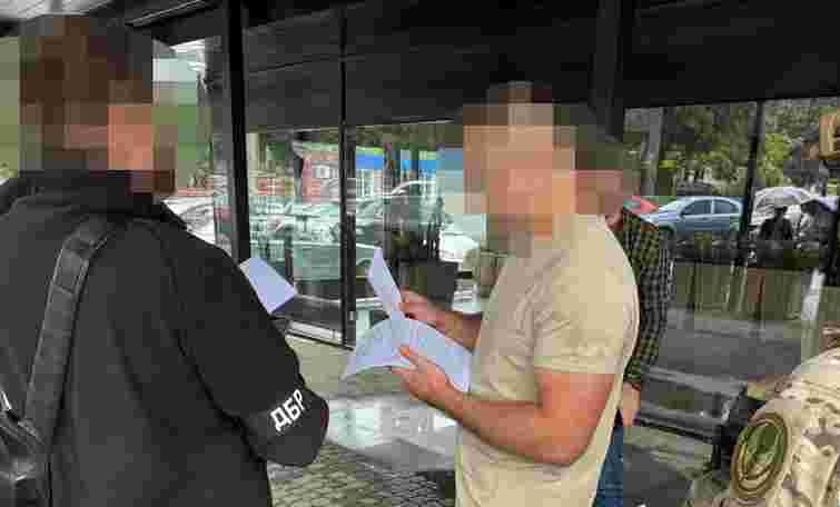 Суд у Києві арештував ексбійця «Скелі», підозрюваного у побитті капелана та підполковника
