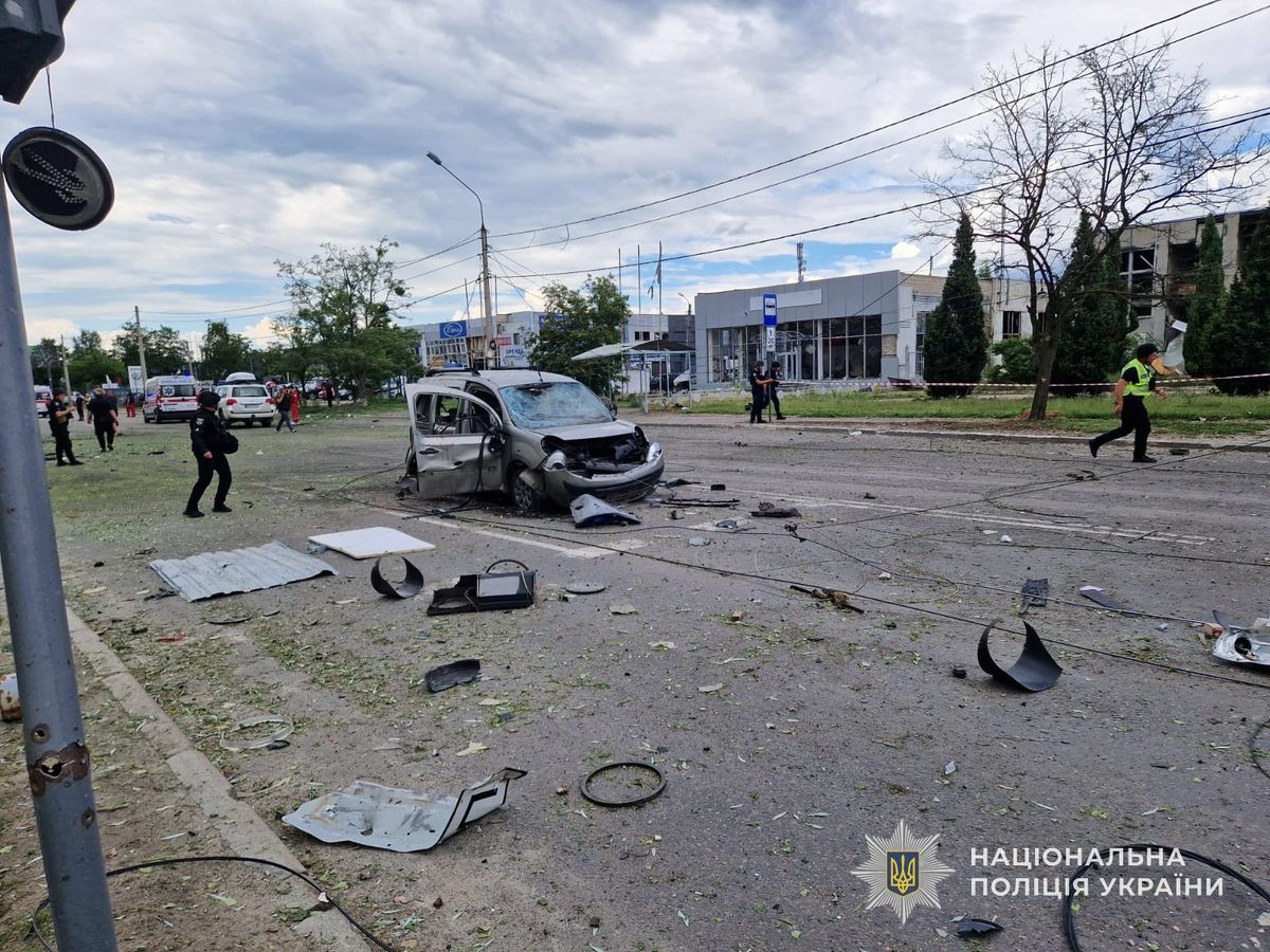 Росіяни атакували Суми керованими авіабомбами, пʼятеро загиблих