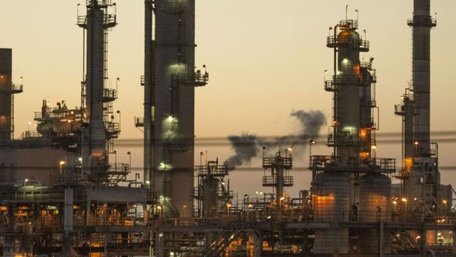 Сили оборони завдали ударів по Сизранському НПЗ, танкерах і поромах росіян