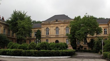 Подорожчання до 90%: Львівський медуніверситет затвердив вартість навчання для вступників