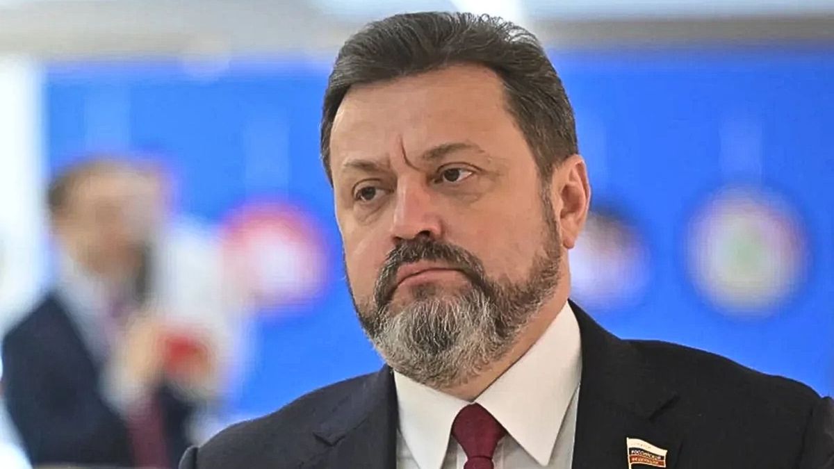 ВАКС визнав ексрегіонала Андрія Деркача винним у державній зраді