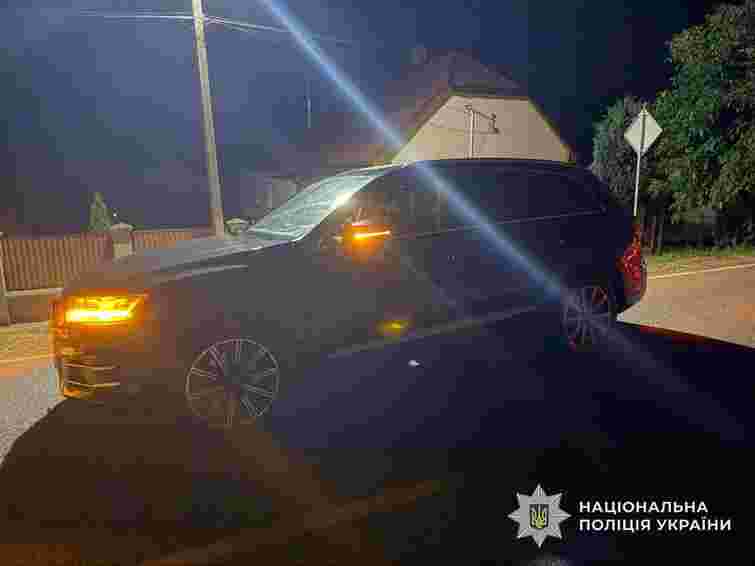 Водій Audi на смерть переїхав лежачого на дорозі закарпатця