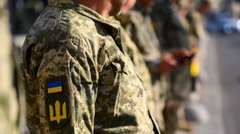 У Луцьку чоловік розбив авто ТЦК і вдарив військового гайковим ключем