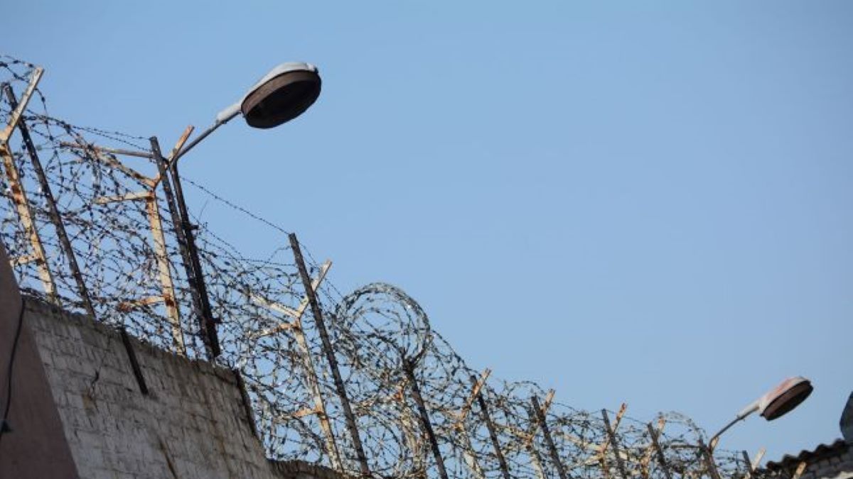 ЄС запровадив санкції проти причетних до катувань українських полонених та вбивства в Оленівці