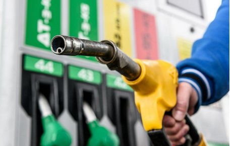 В Україні знову дорожчає пальне: актуальні ціни на бензин, дизель і газ