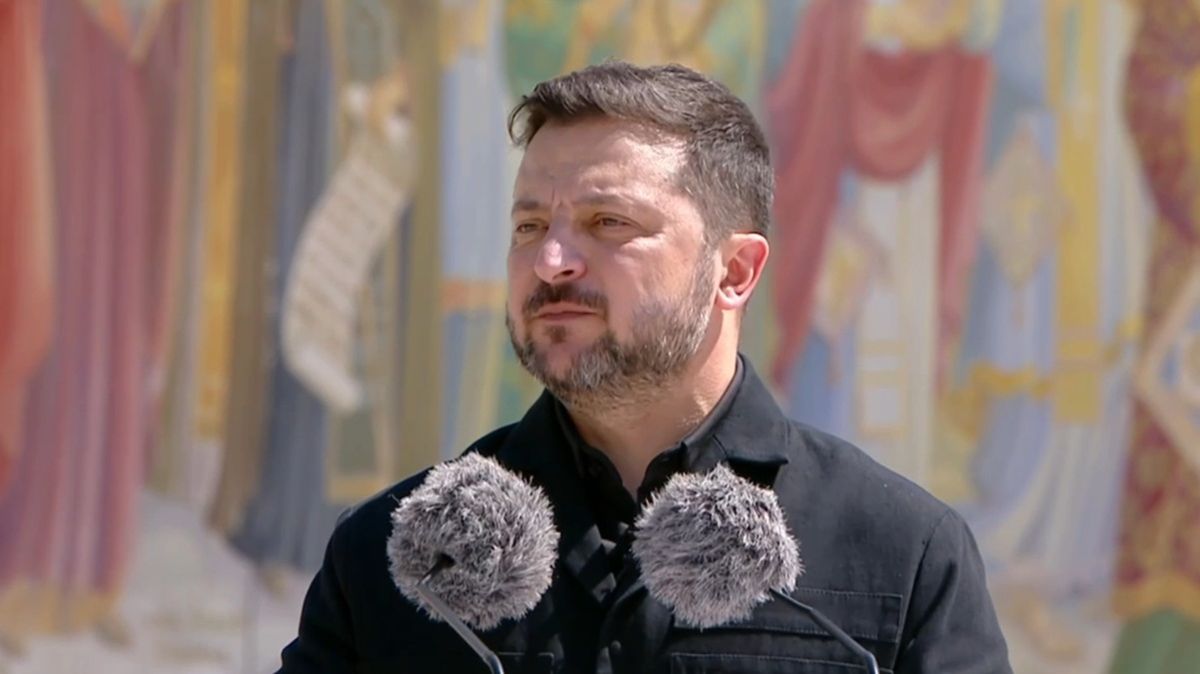 Зеленський анонсував кадрові зміни в дипломатичному корпусі

